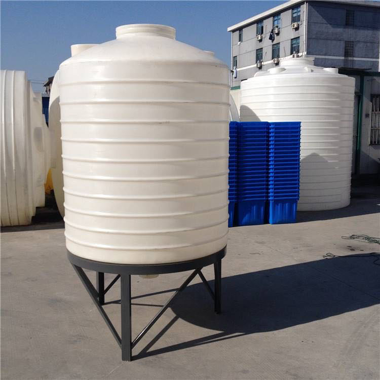 塑料儲(chǔ)罐的安裝